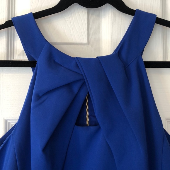 Blue Flattering Dress - Picture 2 of 6